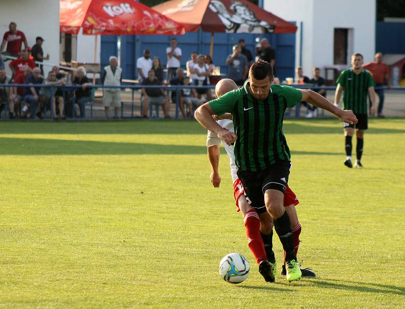 4. kolo divize A: SK Klatovy 1898 - FC Rokycany 2:0.