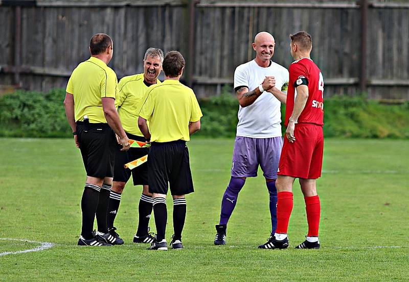 Vzájemný duel obou zástupců Rokycanska v krajském přeboru skončil 1:1.