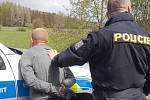 Policisté zadrželi řidiče, který ujížděl policistům z Německa až na Rokycansko.