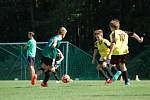 Ligoví žáci FC Rokycany - kategorie U13 - se v pátečním odpoledni vypravili na přípravný dvojzápas do areálu rekreačního střediska Sycherák u Boru u Tachova.