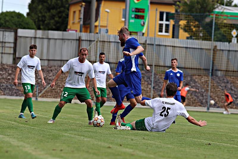 V přípravném utkání na hřišti v Břasích mužstvo z Husových sadů neuspělo, ale Kladnu porážku vrátilo v prvním kole MOL Cupu