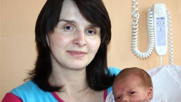 Tereza SOUKUPOVÁ z Mirošova si na sále rokycanské porodnice poprvé zakřičela 10. března. Narodila se sedmnáct minut po třinácté hodině. Terezka vážila při narození 2980 gramů, měřila 46 centimetrů.