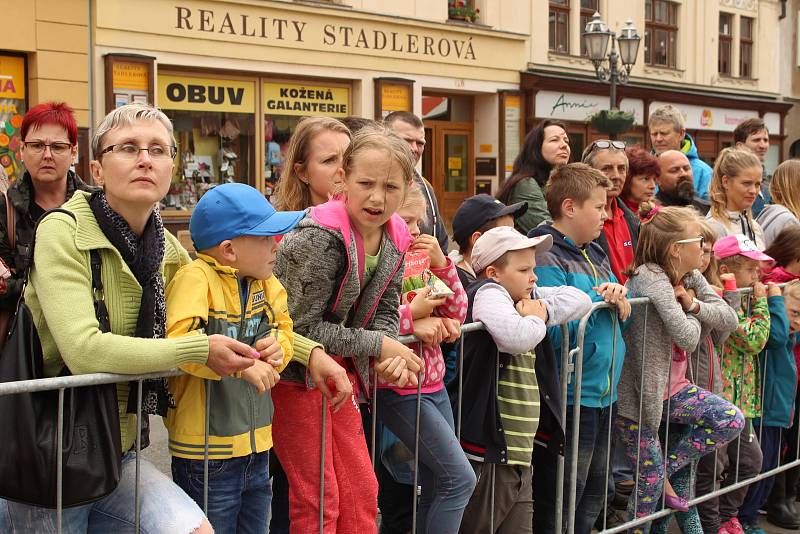 V Rokycanech se konal Memoriál Jindřicha Šmause. Týmy složené z hasičů a zdravotnické záchranné služby soutěžily ve vyprošťování a ošetření zraněných při simulovaných dopravních nehodách.