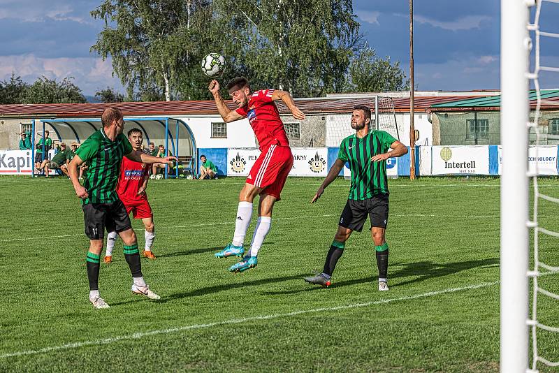 Z archivu Deníku: Fotbalisté FC Rokycany (na snímku fotbalisté v zelených dresech) vyzvou ve 2. kole MOL Cupu prvoligový Slovan Liberec.