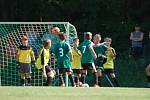 Ligoví žáci FC Rokycany - kategorie U13 - se v pátečním odpoledni vypravili na přípravný dvojzápas do areálu rekreačního střediska Sycherák u Boru u Tachova.