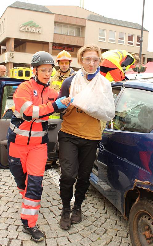 V Rokycanech se konal Memoriál Jindřicha Šmause. Týmy složené z hasičů a zdravotnické záchranné služby soutěžily ve vyprošťování a ošetření zraněných při simulovaných dopravních nehodách.