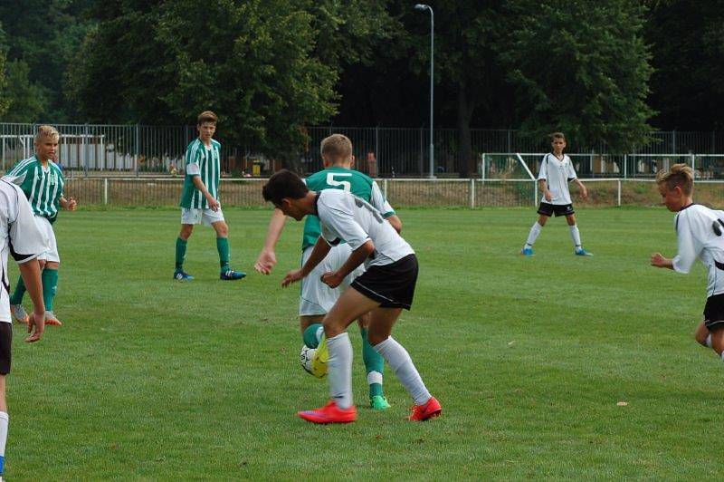 První ligový zápas starších žáků FC Rokycany U15. 