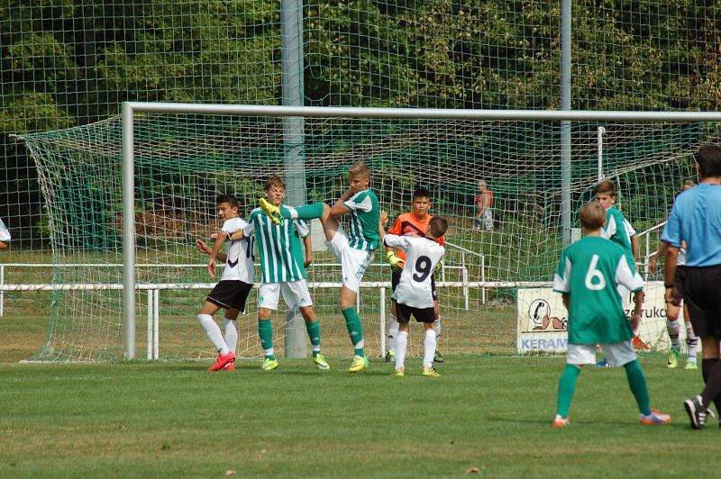 První ligový zápas starších žáků FC Rokycany U15. 