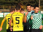 FORTUNA divize A, 14. kolo: FK Baník Sokolov (na snímku fotbalisté ve žlutých dresech) - FC Rokycany 5:0.
