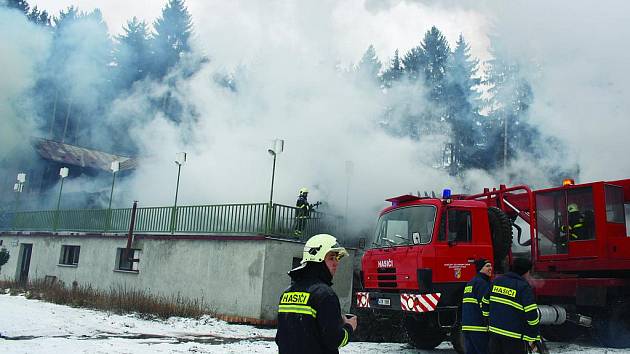 Požár Lesanky u Volduch.