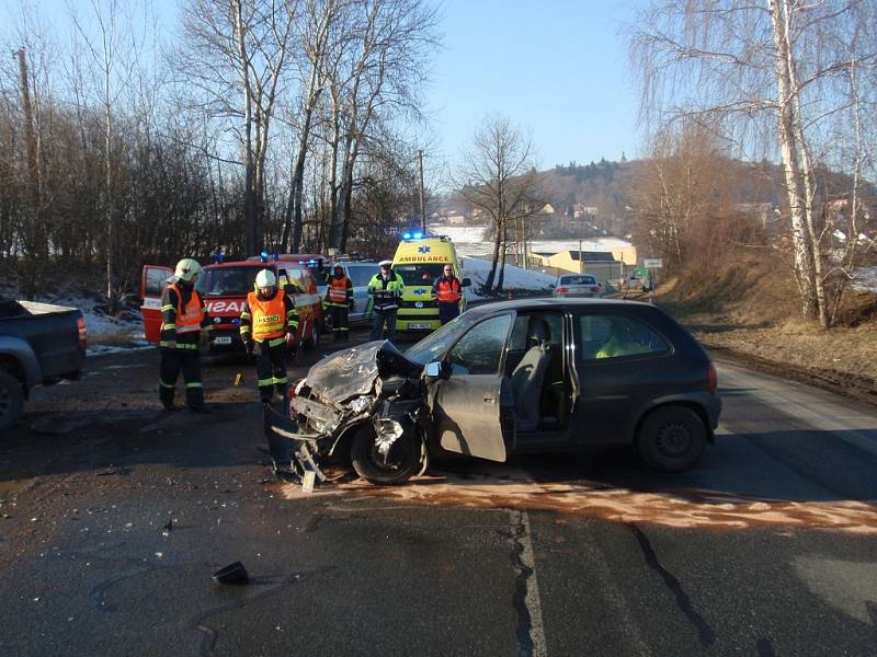 Nehoda dvou osobních automobilů ve Zbiroze.