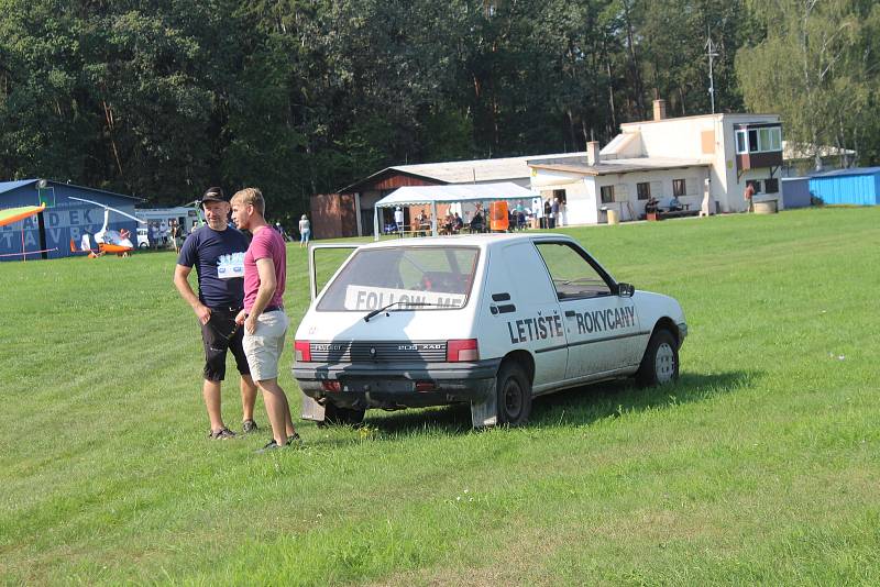 Sobotní slet ultralehkých letadel v Rokycanech