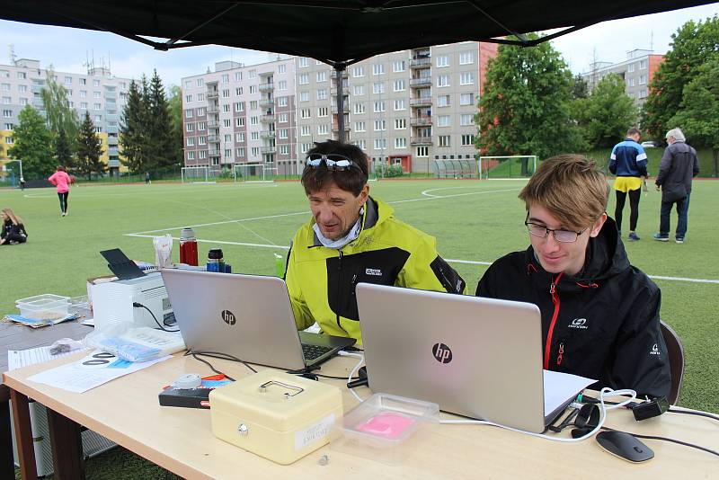 První letošní atletické závody v areálu na Jižním předměstí.