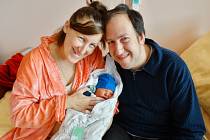 Julius Cacka se narodil 26. listopadu v 11:54 mamince Kateřině a tatínkovi Juliovi z Plzně. Po příchodu na svět v plzeňské FN vážil jejich prvorozený synek 3390 gramů a měřil 53 centimetrů.