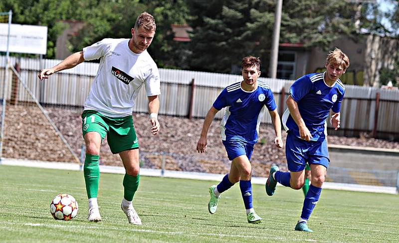 V přípravném utkání na hřišti v Břasích mužstvo z Husových sadů neuspělo, ale Kladnu porážku vrátilo v prvním kole MOL Cupu