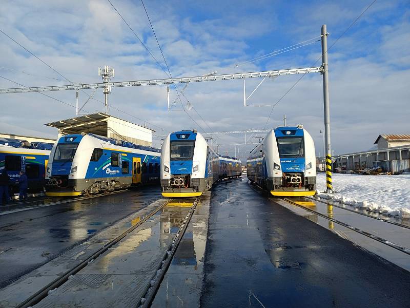 Osobní vlaky se pyšní modernizovanými soupravami.