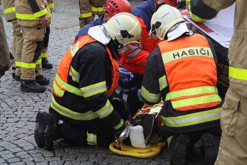 Boskovice a Velké Opatovice při vyprošťování.