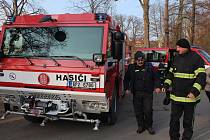 Dobřív – Velké hasičské rojení se odehrávalo v sobotu odpoledne poblíž proslulého Švédského mostu v Dobřívě.