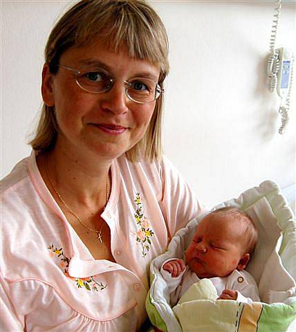 Anežka Vaňourková z Rokycan se narodila 16. července ve 21 hodin a 53 minut. Anežka vážila při narození 3350 gramů, měřila 49 cm. 