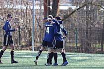 Fotbalisté TJ Sokol Mladotice (na archivním snímku hráči v modrých dresech) porazili v 1. kole Poháru PKFS Kaznějov 4:0.