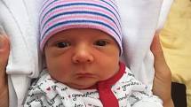 Vítek Jindřich se narodil 18. října 2019 ve FN v Plzni, jako prvorozený syn rodičů Ivany a Romana ze Stupna. Malý Vítek přišel na svět v 19:27 hodin s mírami 3 600 gramů a 49 cm. Rodiče znali pohlaví miminka dopředu.