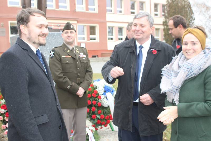 Letos se uskutečnil 32. ročník. Jenže bez hostů ze základny v Německu