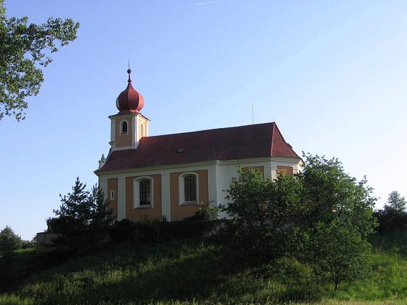 Letos už šestý rok opravují Přívětice svoji dominantu, kostel sv. Martina.