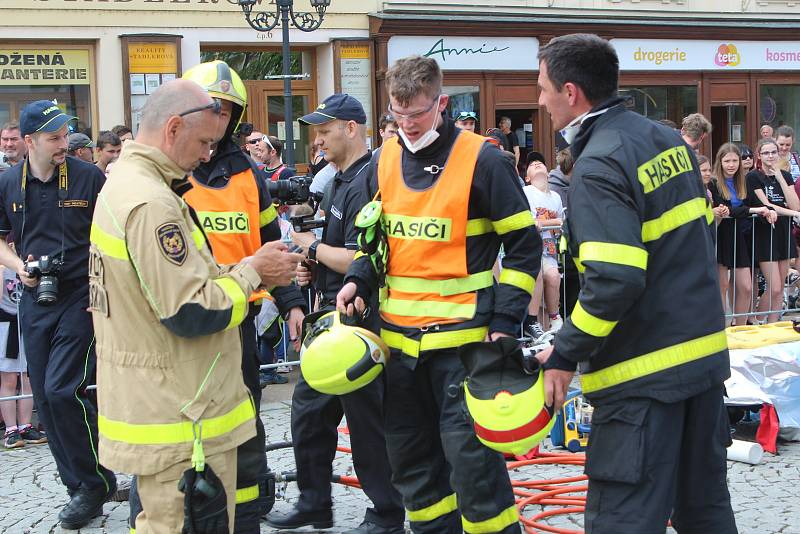 Memoriál Jindřicha Šmause nabídl v  centru města atraktivní podívanou.