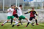 21. kolo krajského přeboru: SK Slavia Vejprnice - TJ Sokol Radnice (na snímku fotbalisté v bílých dresech) 0:3.