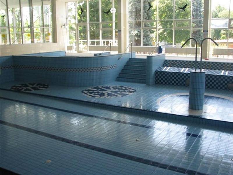 Rokycanský bazén je teď  bez vody. Důvodem je totiž tradiční technická odstávka od čtvrtého do šestadvacátého července. 