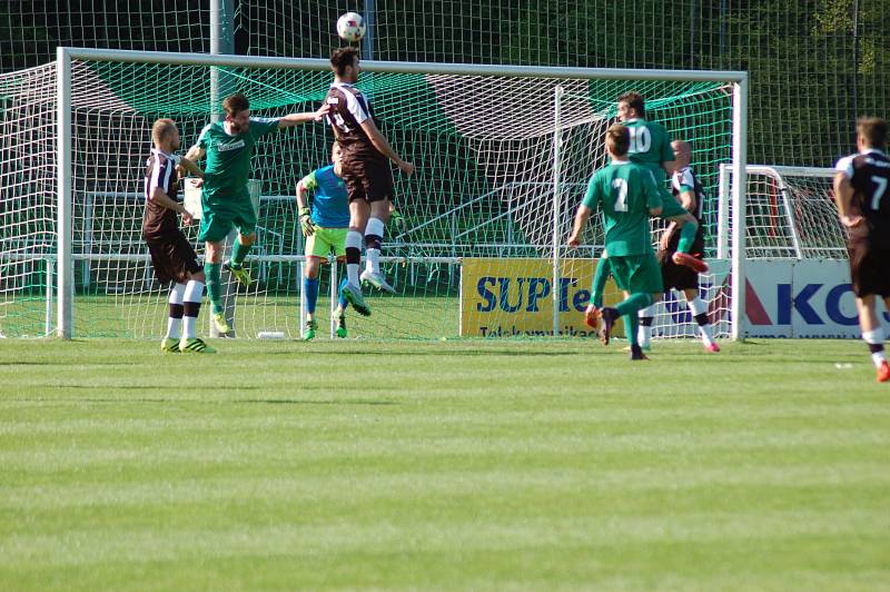 Divizní muži FC se v existenčním duelu museli spokojit s jediným bodem. Při pobytu ve spodních patrech tabulky jim moc nepomohl.