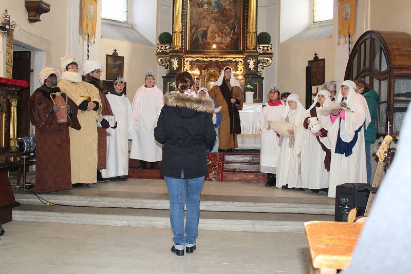 Advent ve Zvíkovci