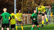 Fotbalisté divizního FC Rokycany (na archivním snímku hráči v zelených dresech) prohráli své přípravné utkání na novou sezonu. S Kladnem padli 2:4.