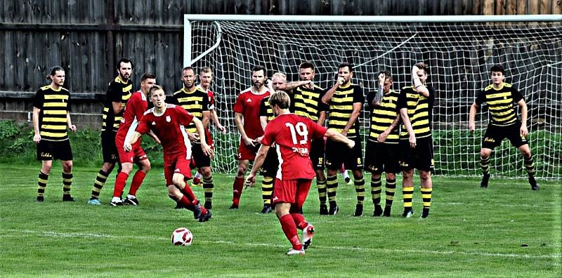 Fotbalisté Radnic podlehli v krajském přeboru Chotíkovu 1:3. K dalšímu zápasu jedou borci TJ Sokol už v pátek na plzeňský Petřín.