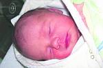 Darina MRŮZKOVÁ z Podmokel se narodila 21. února v porodnici v Hořovicích. Přišla na svět ve 13 hodin a 19 minut. Maminka Dagmar a tatínek Miroslav se na holčičku moc těšili. Darinka vážila při narození 2570 gramů, měřila 46 cm. 