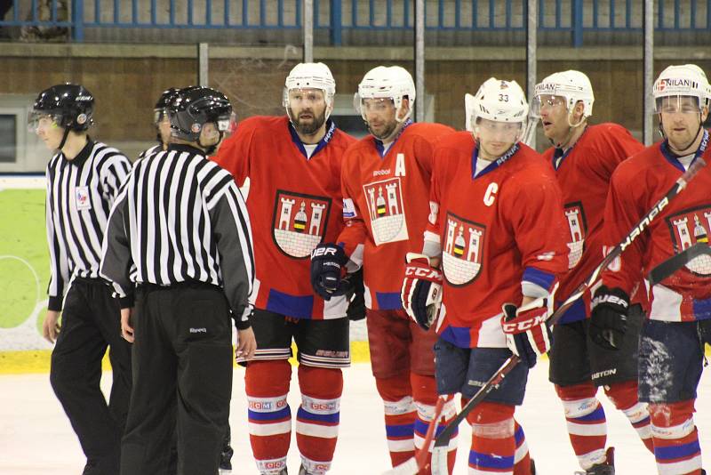 HC Rokycany - Meteor Třemošná 4:2 (2:0, 0:1, 2:1).