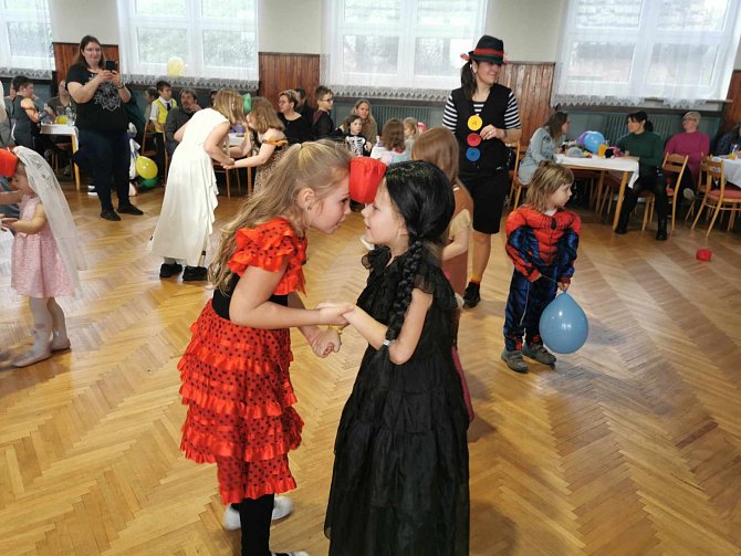 Dětský karneval v Kříších.
