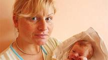 Lukáš NENADOVIČ z Plzně se narodil 30. března v 18.17 hodin. Jeho porodní váha činila 2900 gramů, měřil rovných 50 cm. maminka Michaela a její přítel Martin věděli dopředu, že jejich první dítě bude chlapeček.