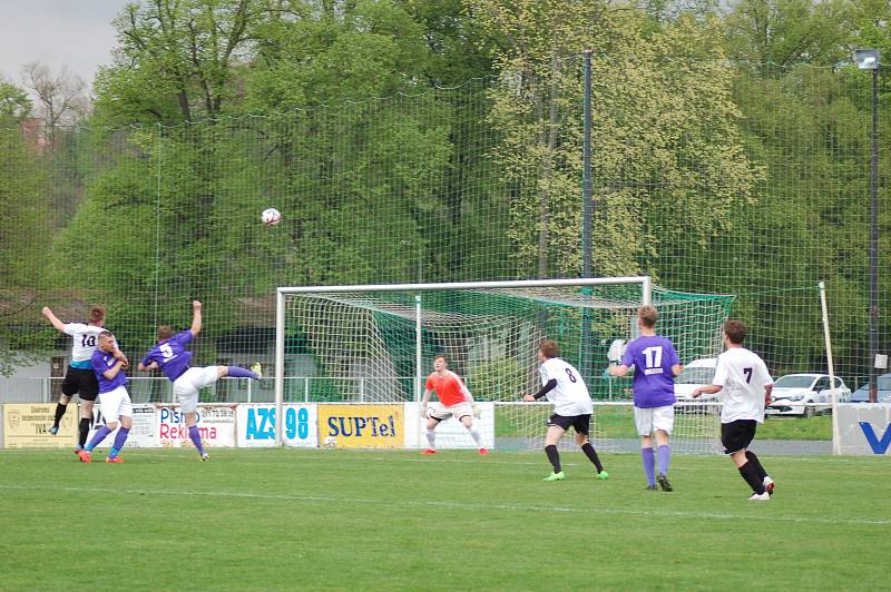 Záloha FC Rokycany odevzdala doma body ve střetnutí krajského přeboru.