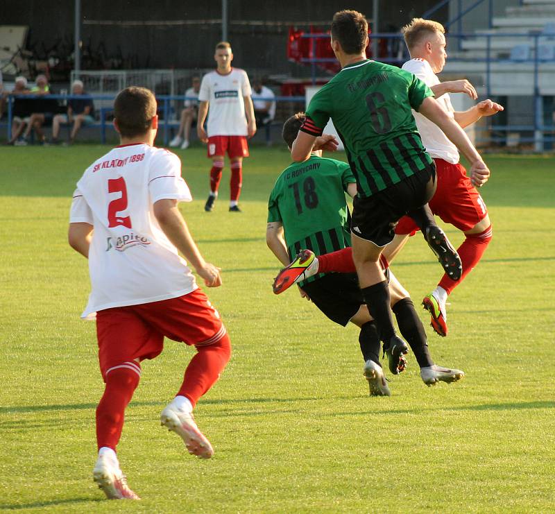 Fotbalisté FC Rokycany (na archivním snímku hráči v zelených dresech) porazili Jindřichův Hradec 2:0 a slaví třetí výhru v řadě.