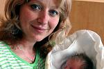 Hana SOJÁKOVÁ z Rokycan si pro svůj příchod na svět vybrala 3. únor 2010. Narodila se ve 23.03 hodin. Hanička při narození vážila 3150 gramů a měřila 50 cm. Tatínek asistoval při porodu své první dcery.