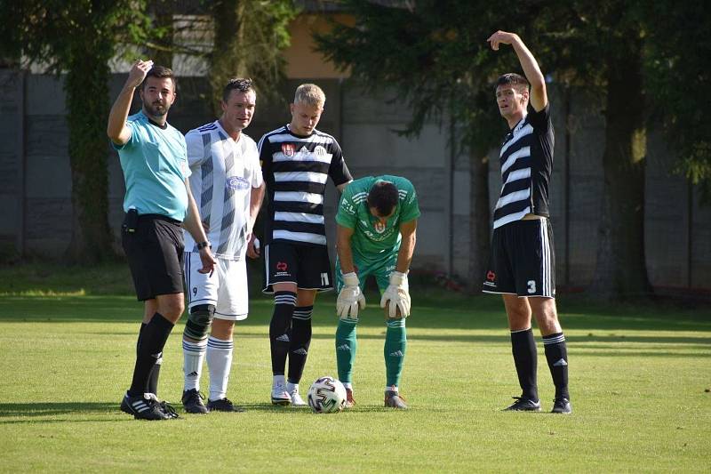 Slavoj Mýto - SK Dynamo Č. Budějovice B  0:4  (0:3)