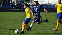 Fotbalisté TJ Slavoj Mýto (na archivních snímcích hráči v modrých dresech) porazili divizní Tochovice 3:1.