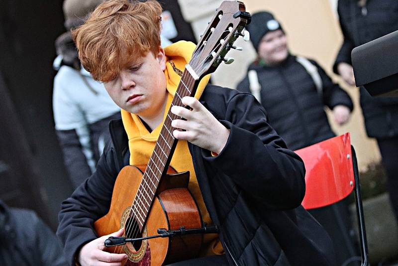 Vstup do adventu byl v Radnicích spojený s akcemi u muzea, na náměstí a v kostele.