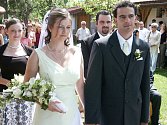 Poslední třetí svatba byla na nádvoří restaurantu Na Statku v Mirošově a týkala se Petra Berana z Druztové a Zuzany Klírové z Rokycan.
