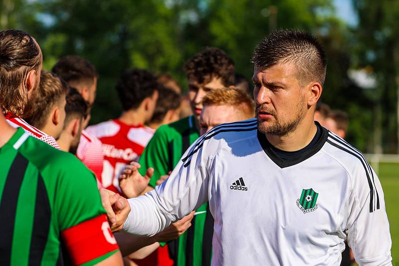 26. kolo FORTUNA divize A: FC Rokycany (hráči v zelených dresech) - SK Petřín Plzeň (červení) 1:1 (1:1).