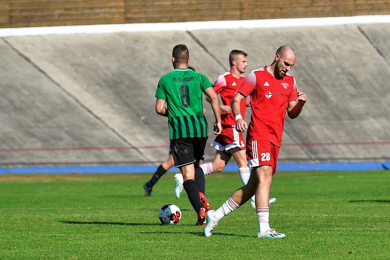 Z archivu: Fotbalisté Rokycan (hráči v zelených dresech) přijeli do Prahy zbytečně.