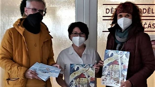 Adresáty kalendáře od Jany Audesové dárku byli i malí pacienti v nemocnici v Rokycanech.