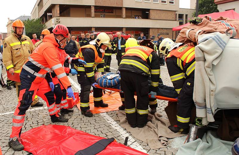 V Rokycanech se konal Memoriál Jindřicha Šmause. Týmy složené z hasičů a zdravotnické záchranné služby soutěžily ve vyprošťování a ošetření zraněných při simulovaných dopravních nehodách.