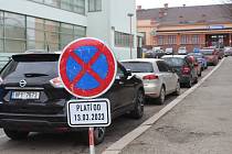 Rekonstrukce Jiráskovy ulice v Rokycanech začne v pondělí 13. března a řidičům způsobí množství komplikací.